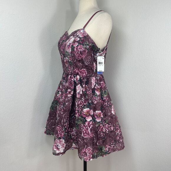 BCX Fit n Flare Floral Party Dress 13 Sweetheart Neckline Textured Cutouts Macys - Picture 7 of 15